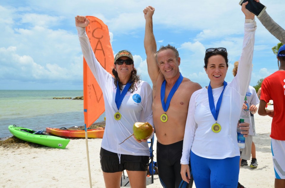 At the finish line with my amazing teammates: Carolina Jones and Ricky Arriola